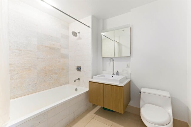 Photo - 77 Hudson St Unidad 2213