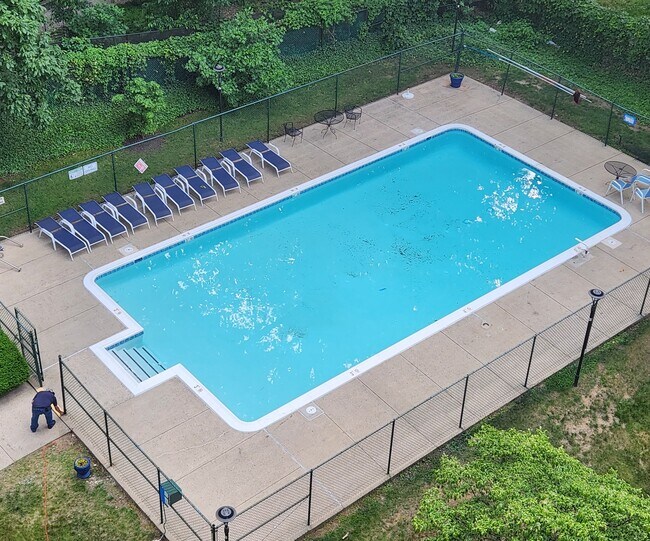 Photo - 2059 Huntington Ave Unit 904