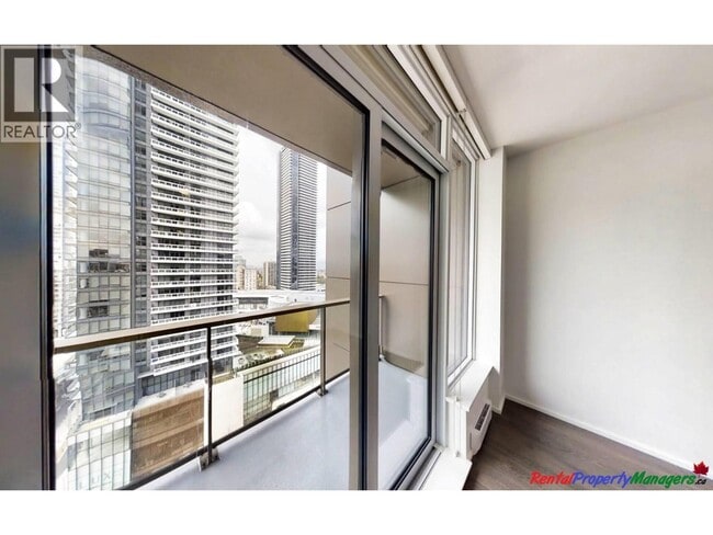 4650 Brentwood Blvd Unit 1406