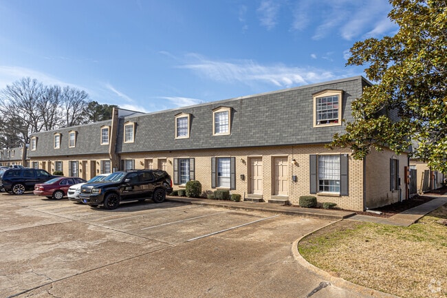 Unit Exteriors and Parking
