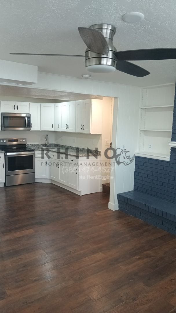 Photo - 983 E Dry Gulch Cir