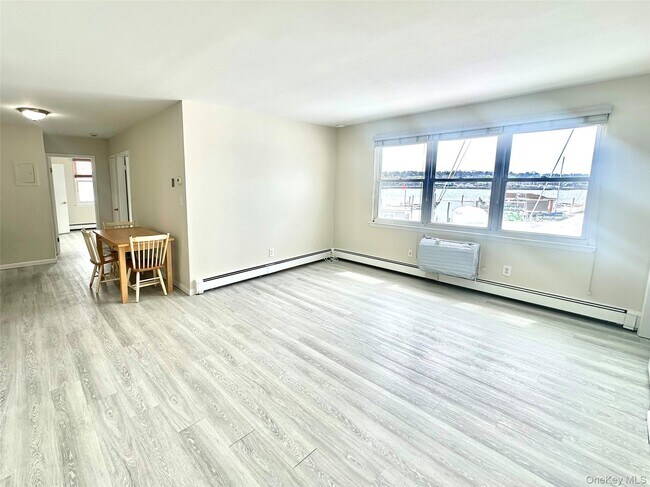 Photo - 3 Toms Point Ln Unit A