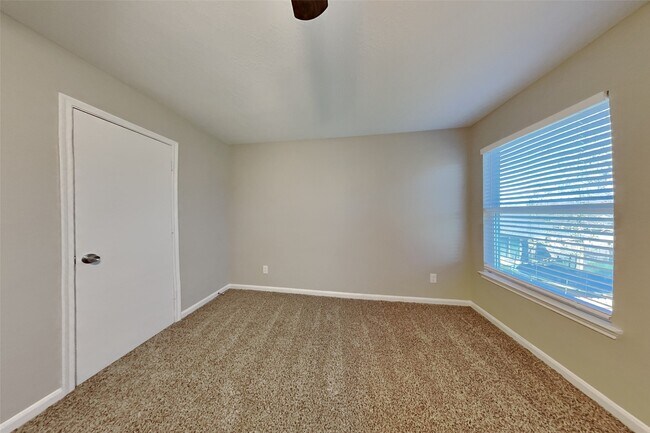 Photo - 7750 Shavano Ln