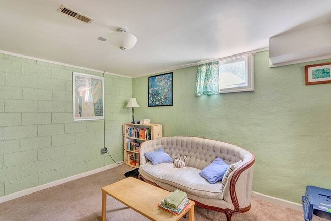 Photo - 1212 St George Ave