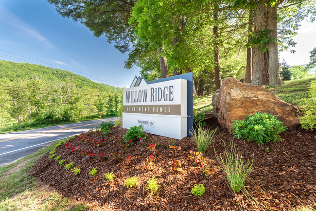 Willow Ridge - Willow Ridge Apartments