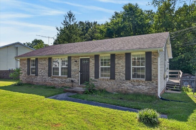 Photo - 727 Acorn Dr