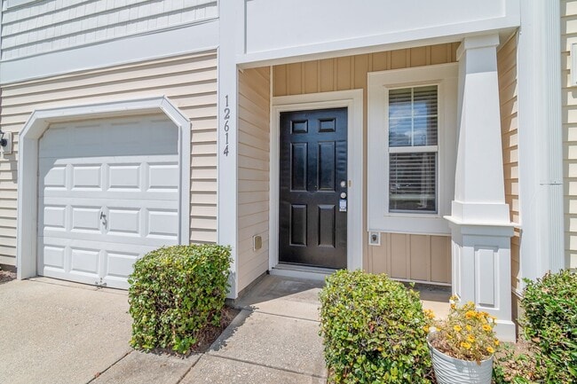 Photo - 12614 Persimmon Tree Dr