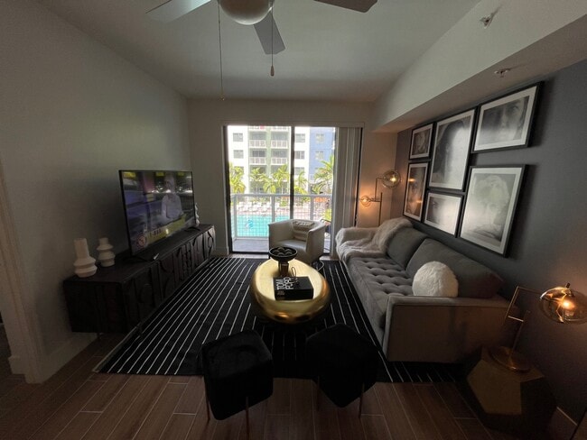 Photo - 2523 NE 183rd St Unit A5