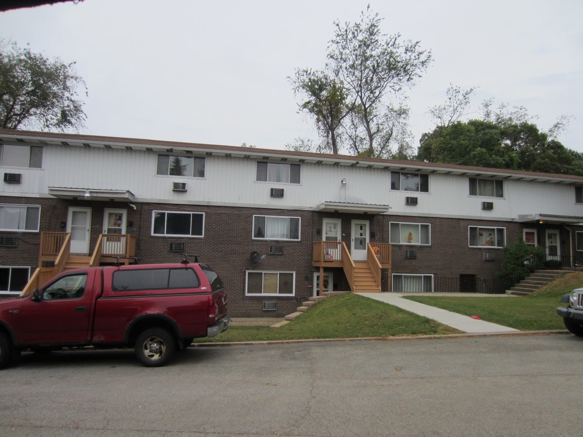 Aqua Terrace Apartments - Aqua Terrace Apartments