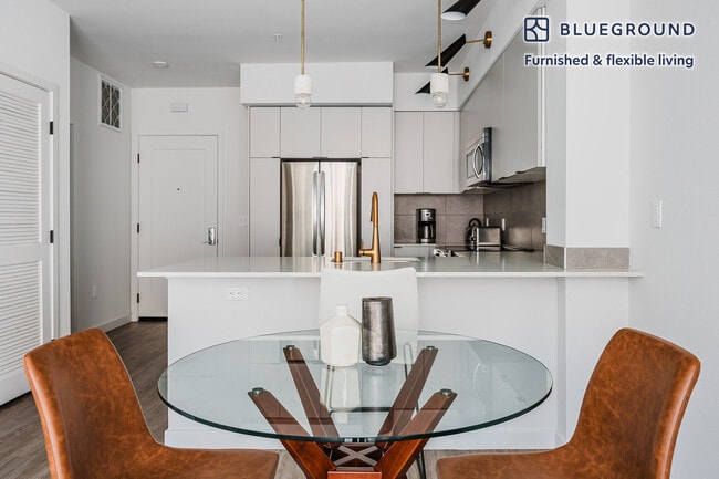 Photo - 11600 Santa Monica Blvd Unidad FL2-ID1286