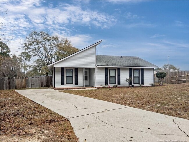 Photo - 6594 Honeysuckle Dr