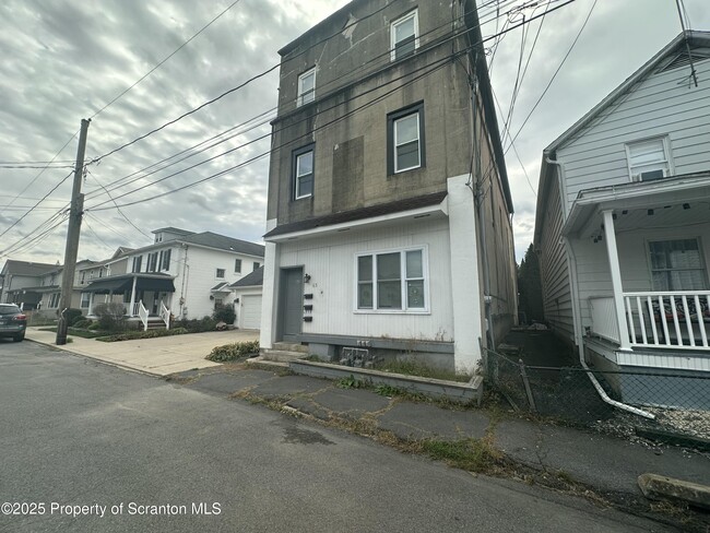 Photo - 65 Center St