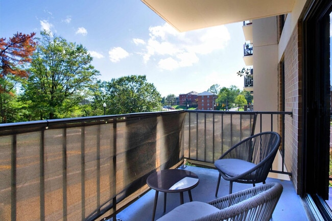 Photo - 2525 10th St N Unidad FL2-ID1230853P