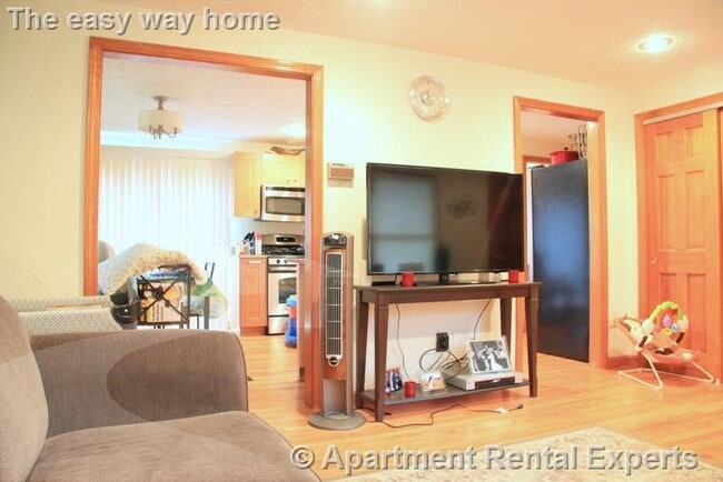 Photo - 201 Sherman St