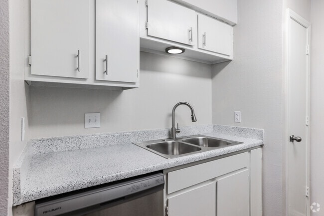Kitchen - 2BD, 2BA Model
