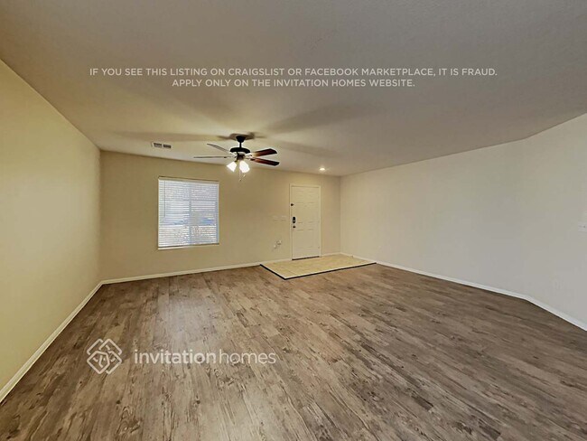 Photo - 3328 Famiglia Dr