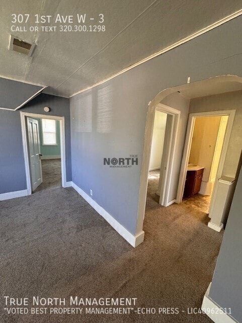 307 1st Ave W Unit 3