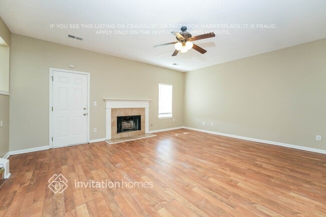 Photo - 489 Lakewater Estates Dr