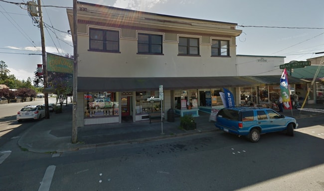 Building Photo - 97 E 1st St Unit 206