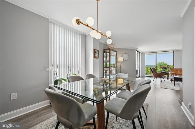 Photo - 666 W Germantown Pike Unit 2613