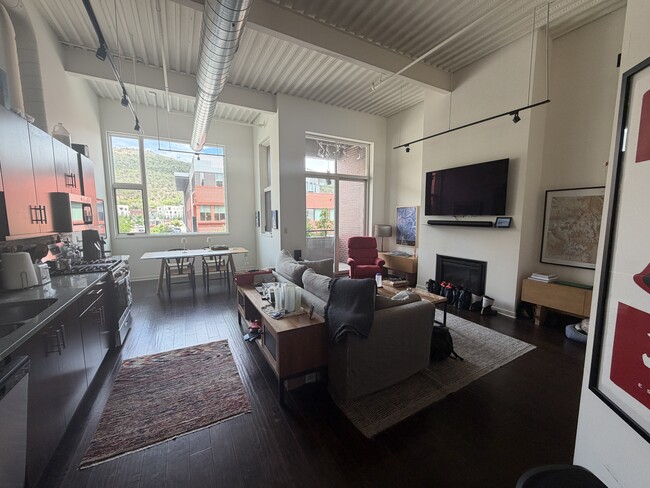 Views and living room - 361 Robinson St Unit Market Street Lofts
