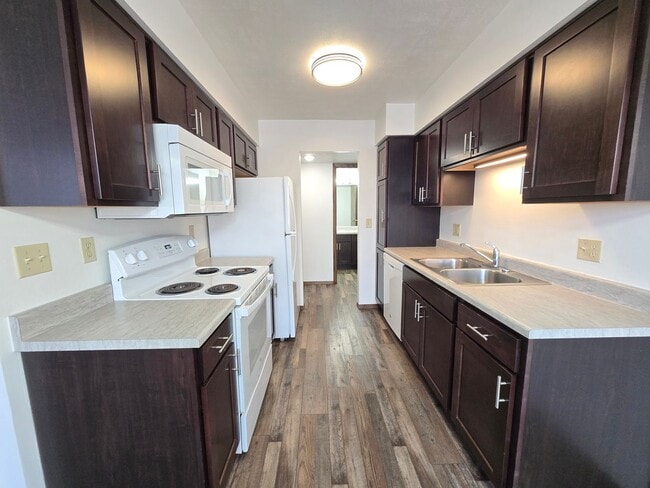 Building Photo - 1804 S. STEPHEN AVE.