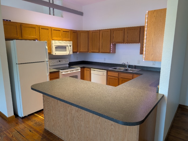Building Photo - 1815 Adams St Rental
