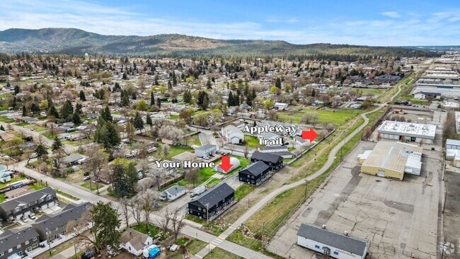 Building Photo - Luxury Living Off Appleway Trial Brand New... Rental