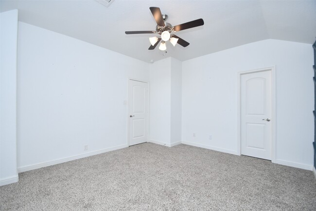 Building Photo - 23827 Padauk Tree Trl