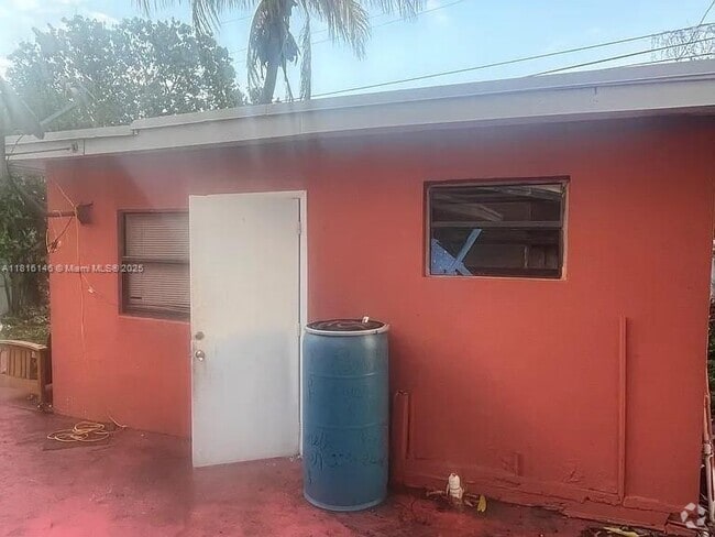 Building Photo - 430 NW 121st St Rental