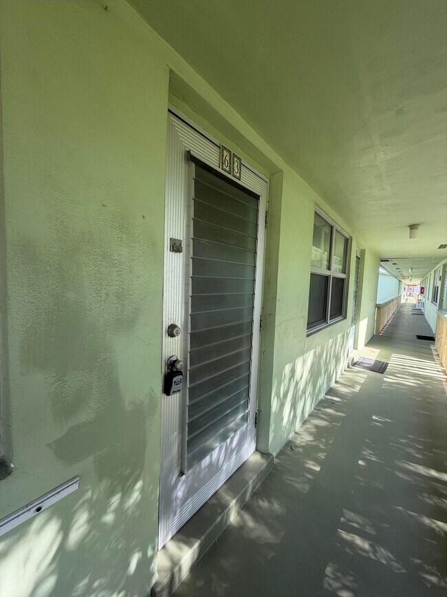 Photo - 63 Norwich C