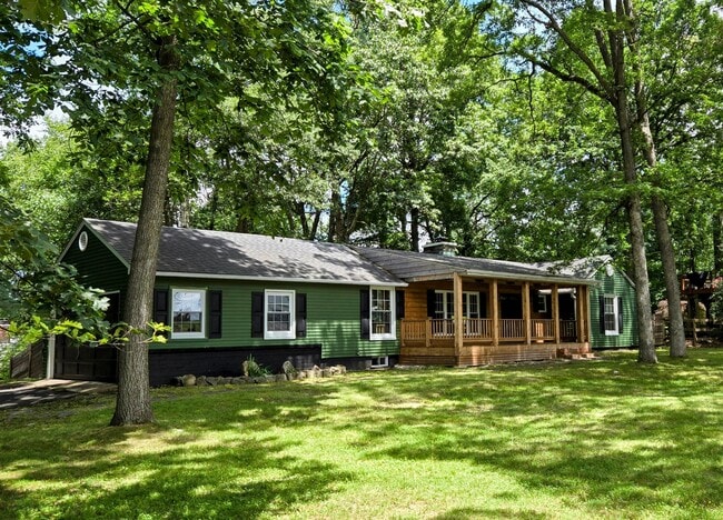 Building Photo - 182 Alpine Trail Rental