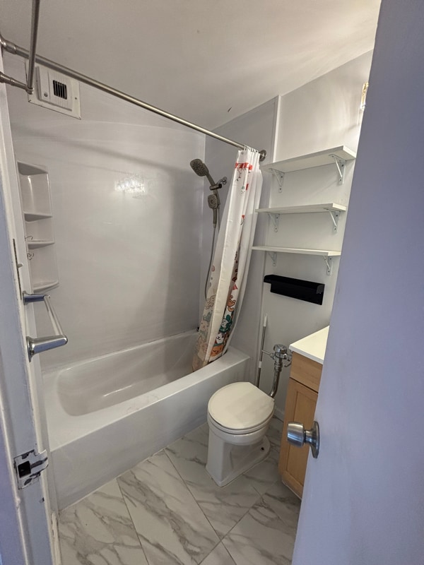 Photo - 3550 N Lake Shore Dr Unit 610