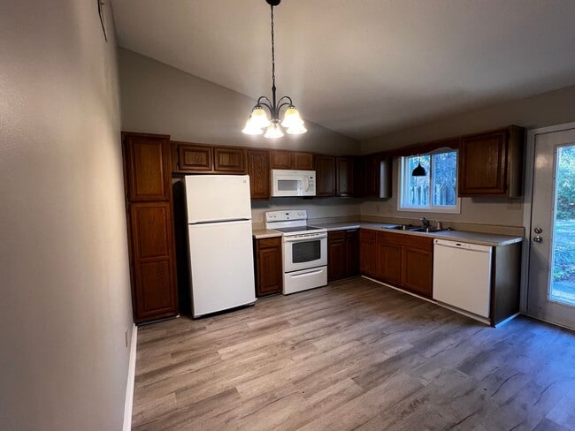 Photo - Charming 2 bedroom 2 bath home located in Jacksonville. This home is close to the area bases, sho...