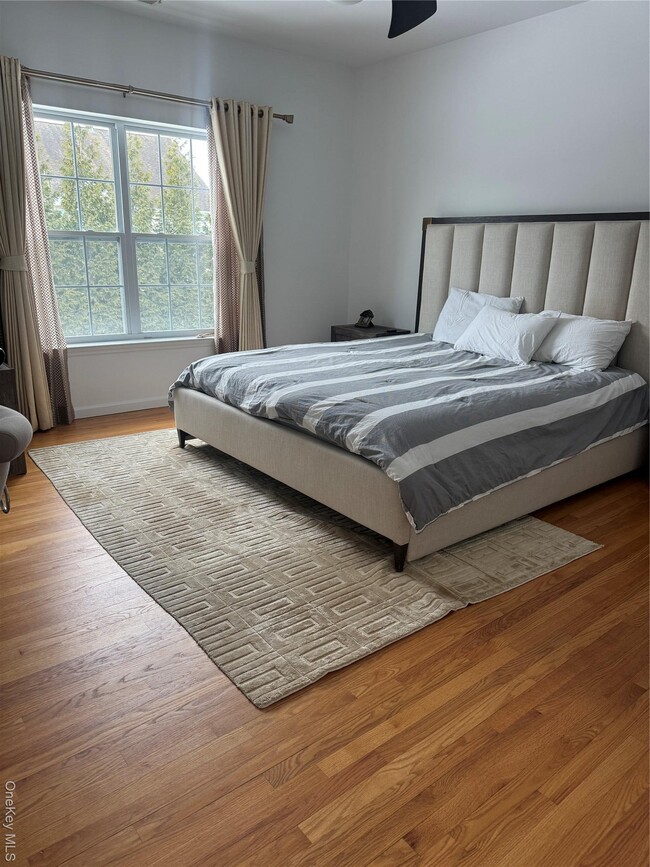 Building Photo - 221 Rivendell Ct