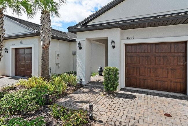 Photo - 10232 Echo Dock Loop