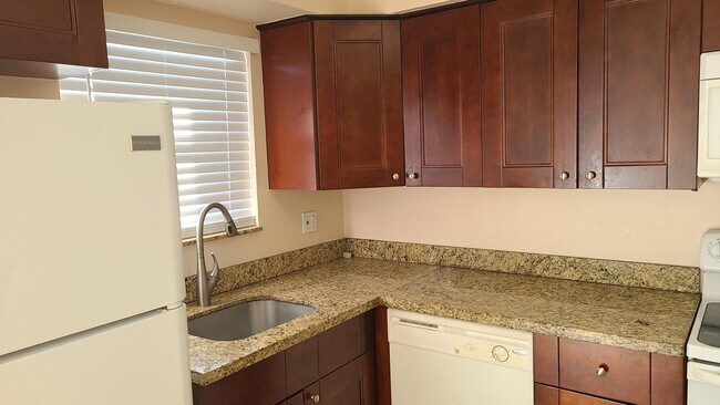 Photo - 1803 Wharf Ln