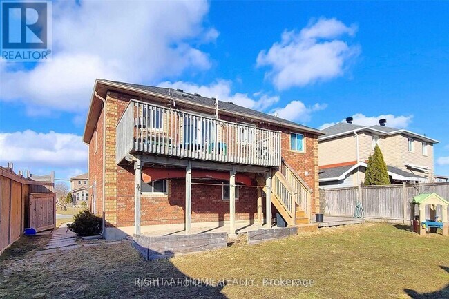 Photo - 229 Dunsmore Ln