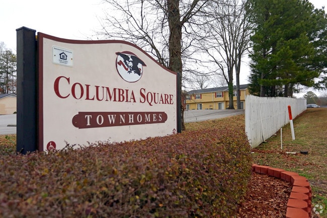 Photo - Columbia Square