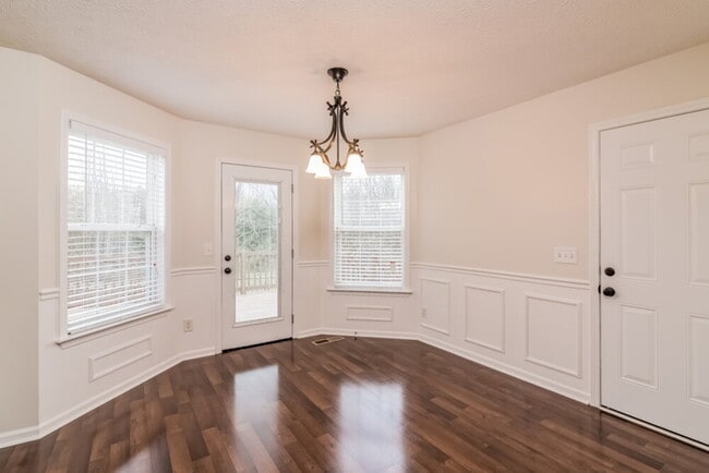 Photo - 1907 Stoney Meadow Dr