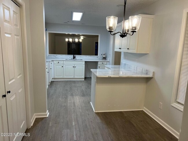 Photo - 607 Sunset Oaks Ln