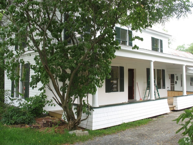 Building Photo - 112 Weybridge St Rental