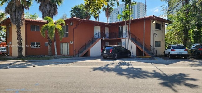 Photo - 1333 NW 15th St Apartment Unit 10