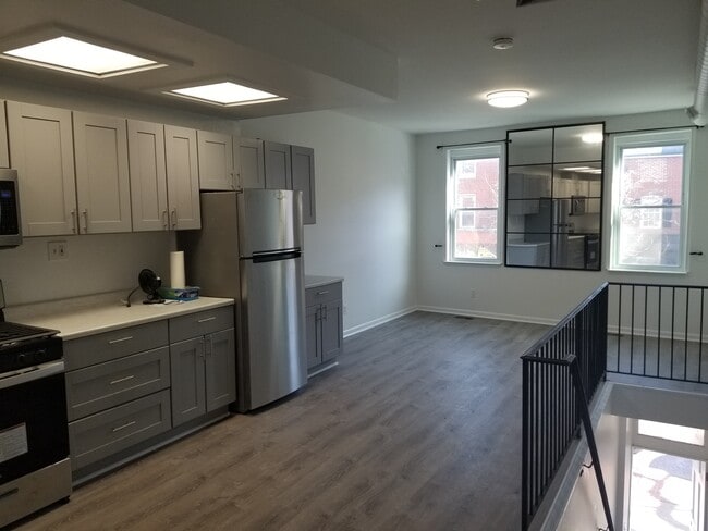 Photo - 1130 S Charles St Unidad 1130