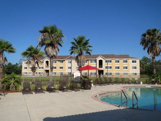 Carolina Club Apartments