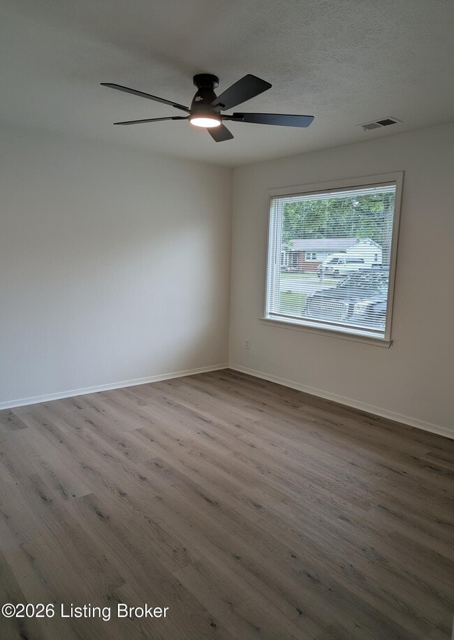 Photo - 6109 Toebbe Ln