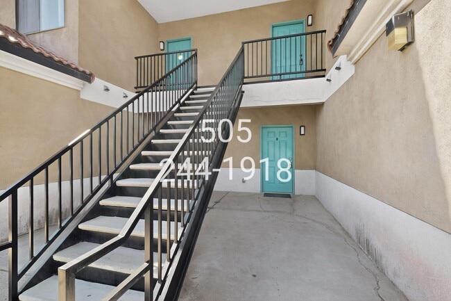 Building Photo - 1121 Meadowlark Way SE Rental