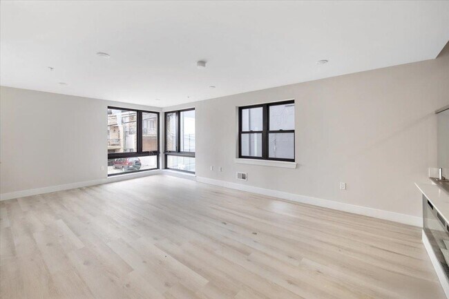 Photo - 524 64th St Unit 3