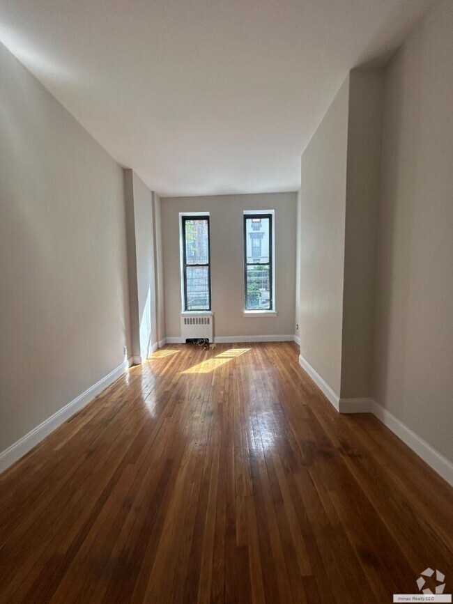 Building Photo - 0 bedroom in New York NY 10075 Unit 1A Rental