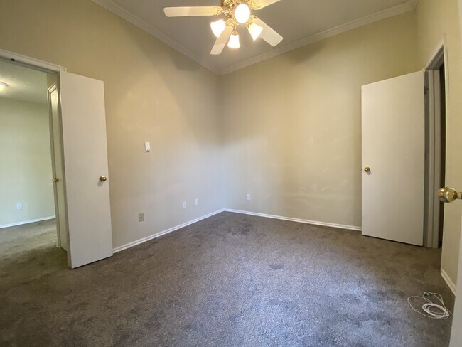 Photo - 3770 Apex Ct